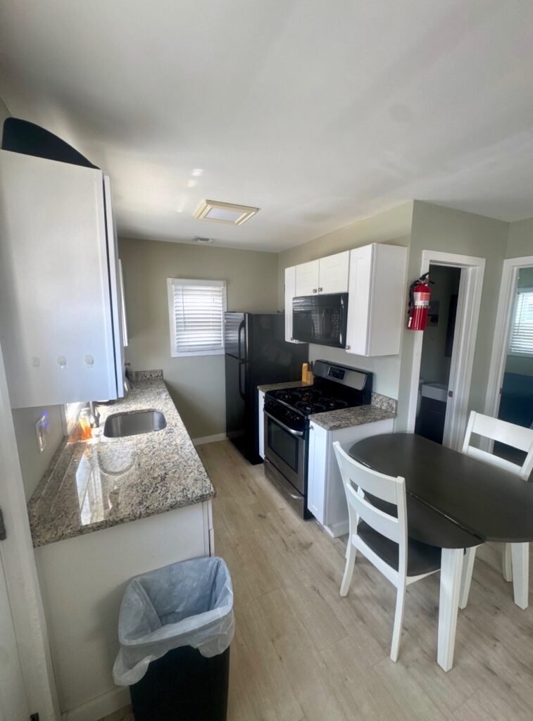 2 BR Screen Door Cottage