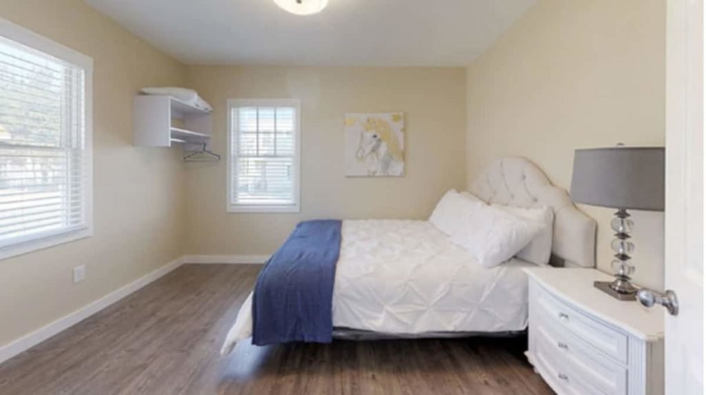 3 BR Candy Apple Cottage