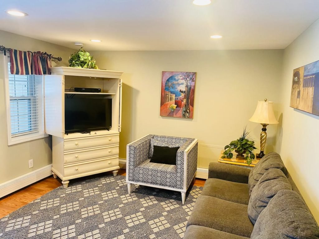 2 BR Edgewater Suite